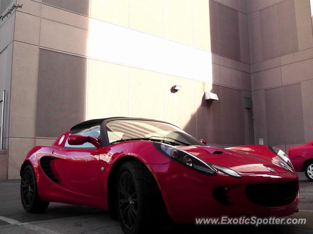 Lotus Elise spotted in Indianapolis, Indiana