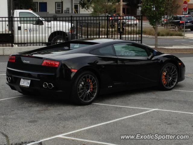 Lamborghini Gallardo spotted in Newark, Delaware