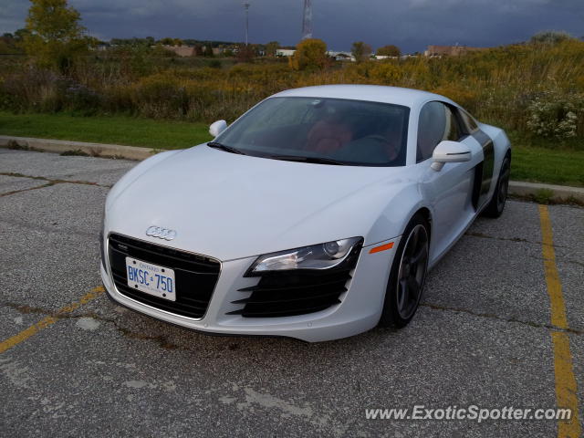 Audi R8 spotted in Toronto,Ontario, Canada