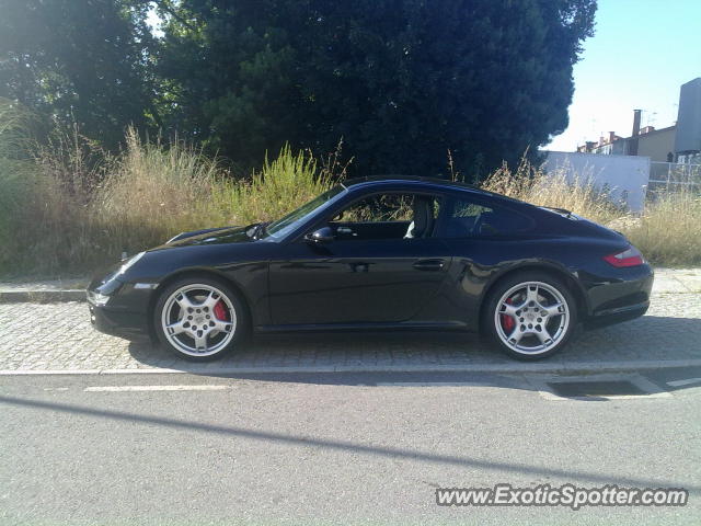 Porsche 911 spotted in Porto, Portugal