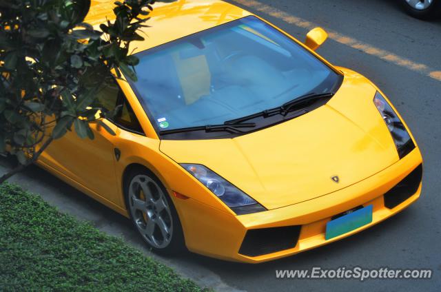 Lamborghini Gallardo spotted in Manila, Philippines