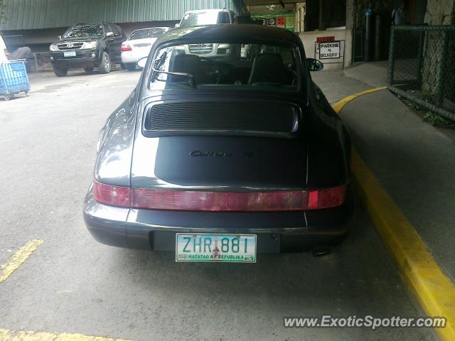 Porsche 911 spotted in Quezon City, Philippines