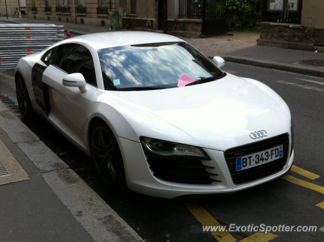 Audi R8 spotted in Paris, France