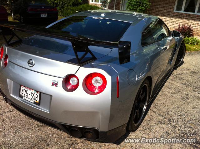 Nissan Skyline spotted in Franklin, Wisconsin