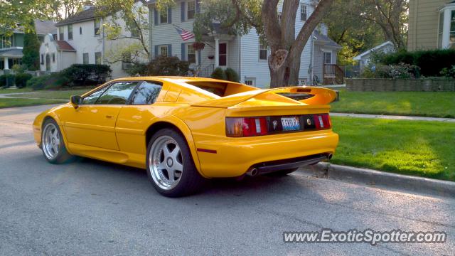 Lotus Esprit spotted in Wilmette, Illinois