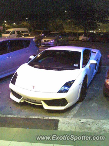 Lamborghini Gallardo spotted in Miri, Sarawak, Malaysia