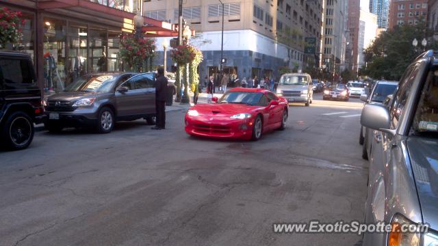 Dodge Viper spotted in Chicago, Illinois