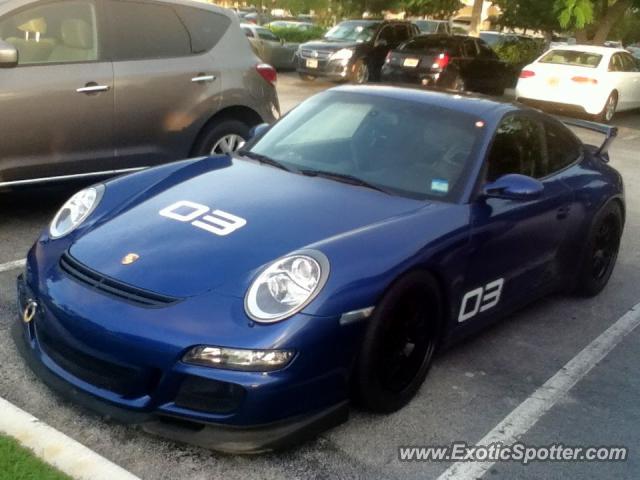 Porsche 911 GT3 spotted in Boca Raton, Florida