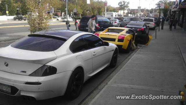 Lamborghini Gallardo spotted in Queens, New York