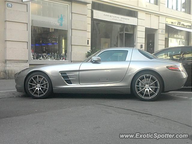 Mercedes SLS AMG spotted in Zurich, Switzerland