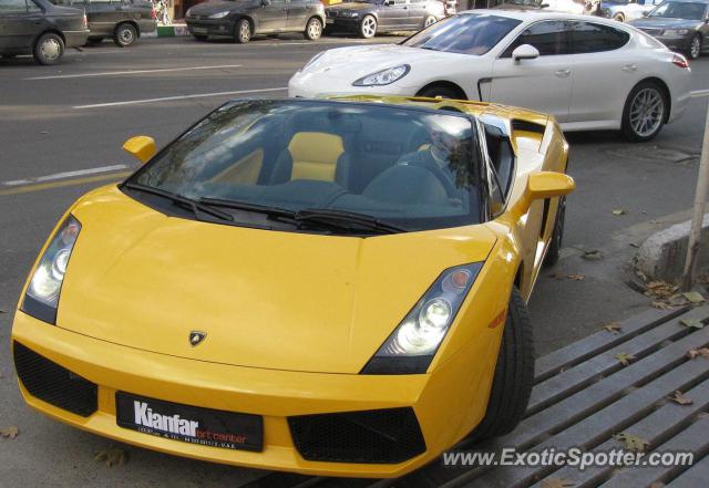 Lamborghini Gallardo spotted in Tehran, Iran