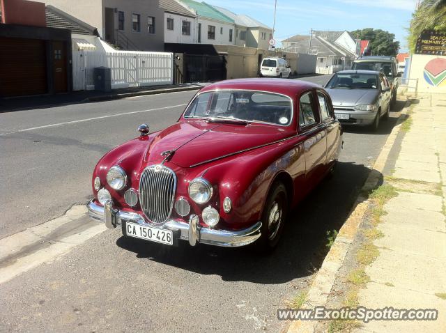 Jaguar E-Type spotted in Cape Town, South Africa