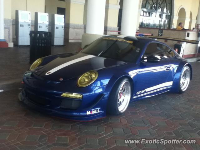 Porsche 911 GT3 spotted in Boca Raton, Florida