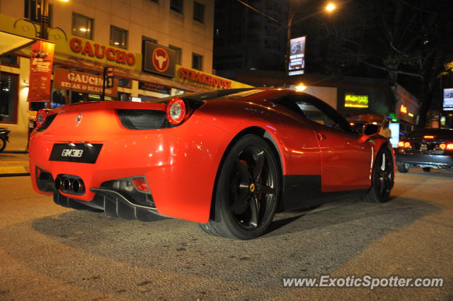 Ferrari 458 Italia spotted in KLCC Twin Tower, Malaysia