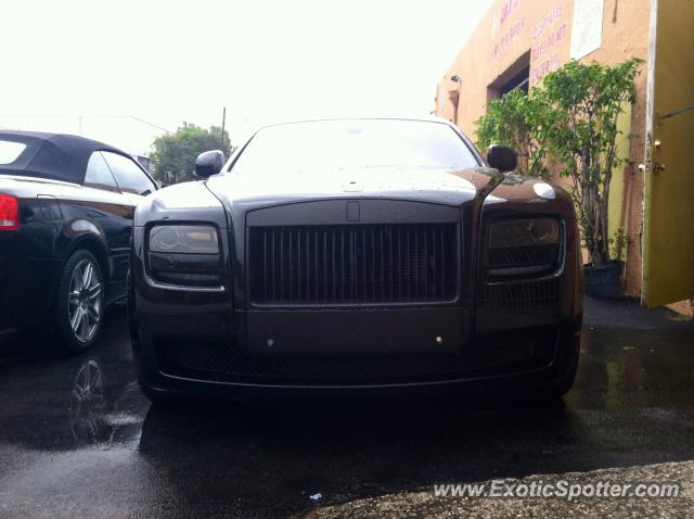 Rolls Royce Ghost spotted in Ft. lauderdale, Florida