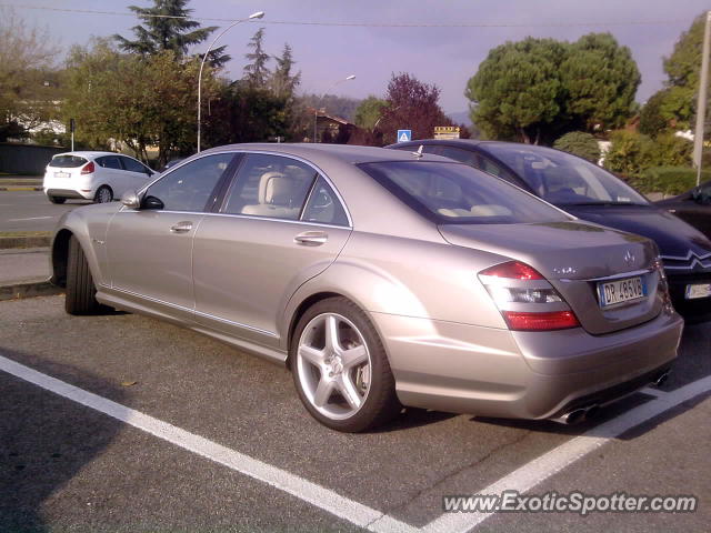 Mercedes SL 65 AMG spotted in Bergamo, Italy