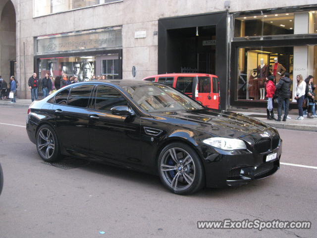 BMW M5 spotted in Milano, Italy