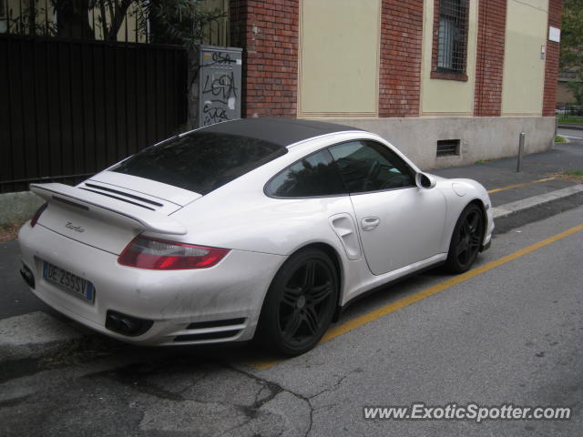 Porsche 911 Turbo spotted in Milano, Italy