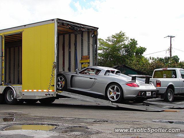 Porsche Carrera GT spotted in Naples, Florida