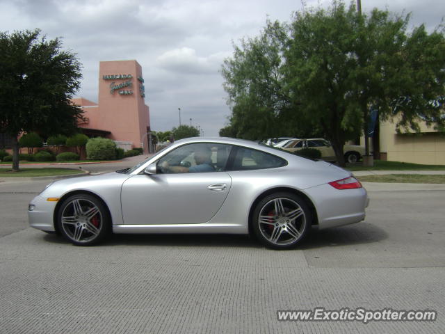 Porsche 911 spotted in Arlington, Texas