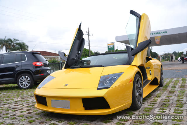 Lamborghini Murcielago spotted in Brasilia, Brazil