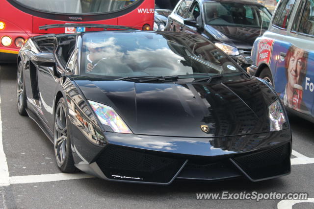 Lamborghini Gallardo spotted in London, United Kingdom