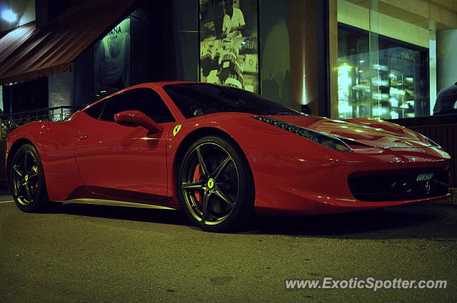 Ferrari 458 Italia spotted in Hard Rock KL, Malaysia