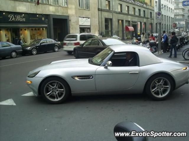 BMW Z8 spotted in Milan, Italy