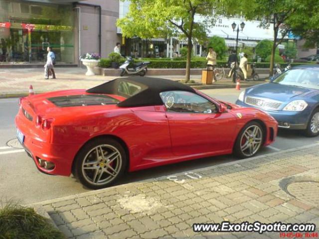 Ferrari F430 spotted in Shanghai, China