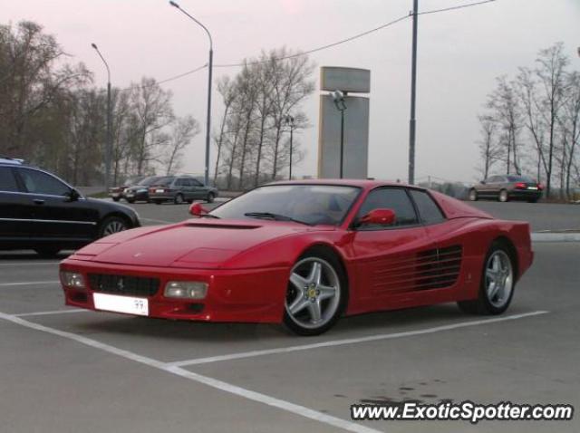 Ferrari Testarossa spotted in Moscow, Russia