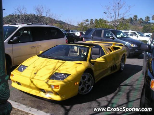 Lamborghini Diablo spotted in Calabasas, California