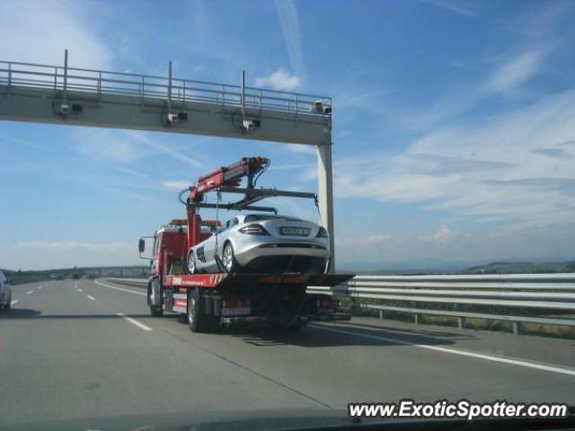 Mercedes SLR spotted in Highway, Austria