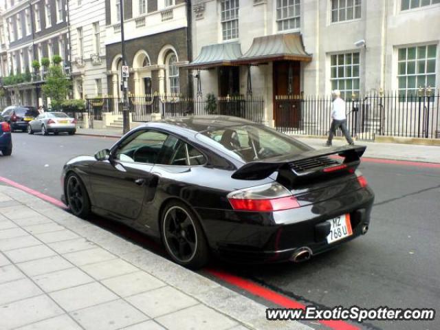 Porsche 911 GT3 spotted in London, United Kingdom