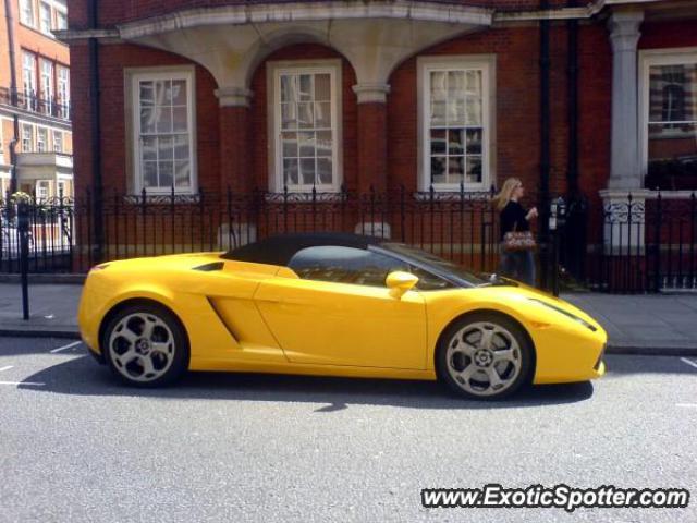 Lamborghini Gallardo spotted in London, United Kingdom