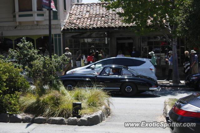 Mercedes 300SL spotted in Carmel, California