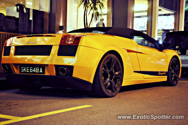 Lamborghini Gallardo spotted in Hard Rock KL, Malaysia