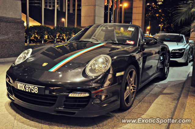 Porsche 911 Turbo spotted in KLCC Twin Tower, Malaysia