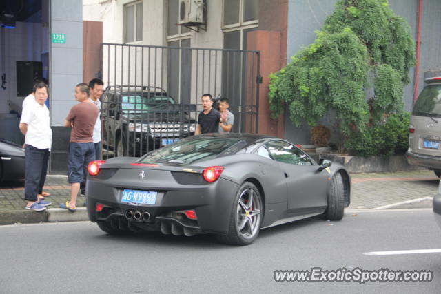 Ferrari 458 Italia spotted in Shanghai, China