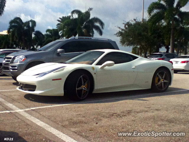 Ferrari 458 Italia spotted in Boca Raton, Florida