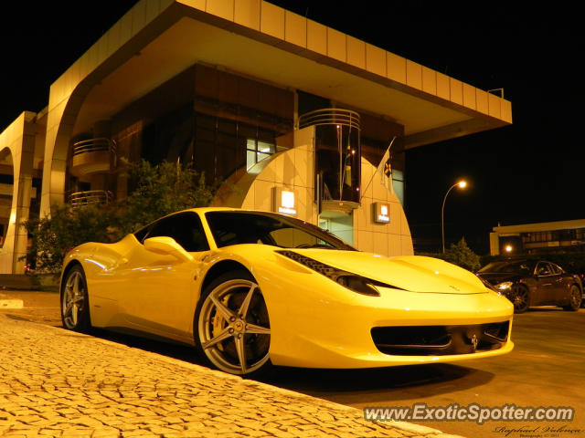 Ferrari 458 Italia spotted in Brasília, Brazil