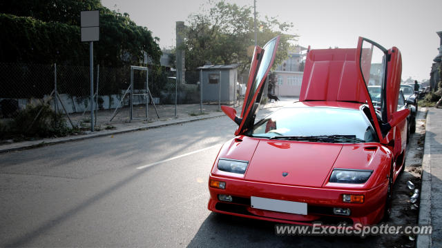 Lamborghini Diablo spotted in HONG KONG, China