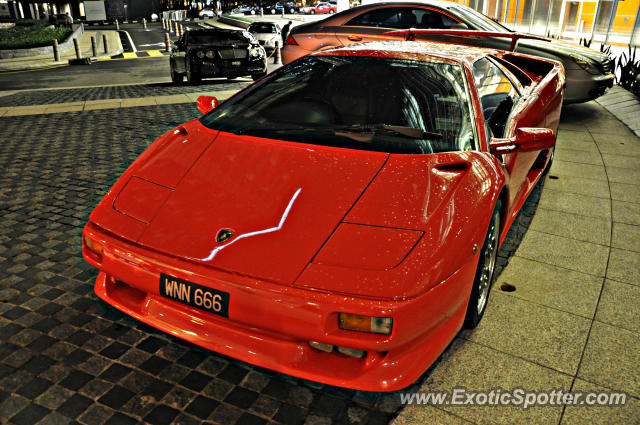 Lamborghini Diablo spotted in KLCC Twin Tower, Malaysia