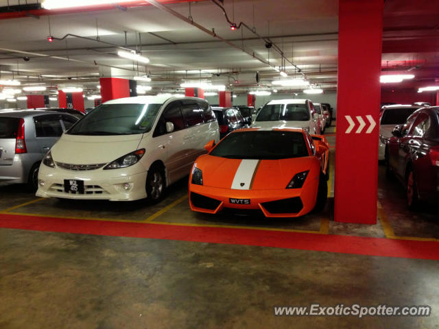 Lamborghini Gallardo spotted in Kuala Lumpur, Malaysia