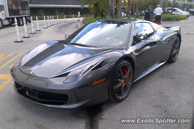 Ferrari 458 Italia spotted in Aventura, Florida