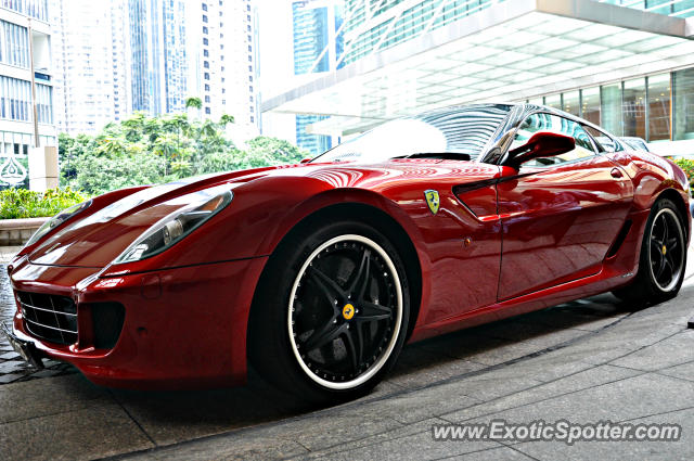 Ferrari 599GTB spotted in KLCC Twin Tower, Malaysia