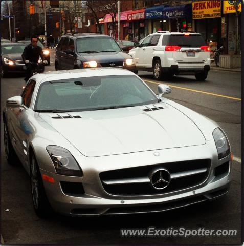 Mercedes SLS AMG spotted in Toronto, Canada