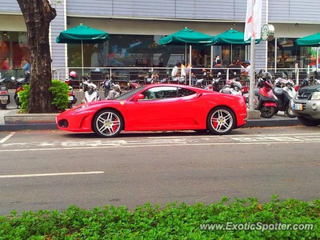 Ferrari F430 spotted in Kaohsiung, Taiwan
