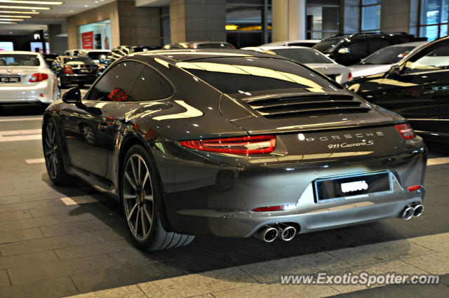 Porsche 911 spotted in Bukit Bintang KL, Malaysia