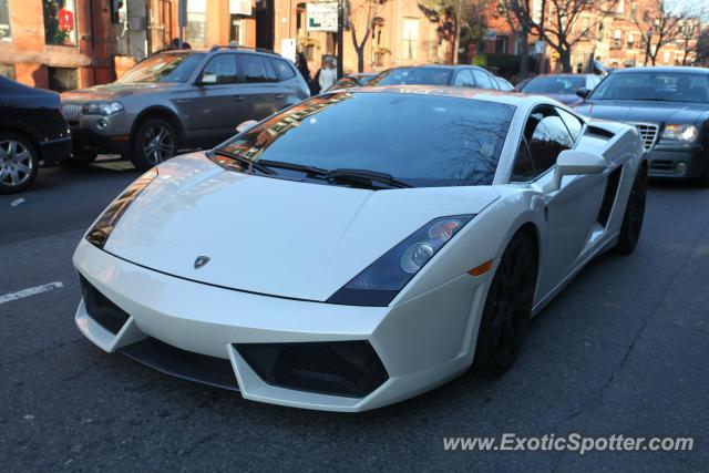 Lamborghini Gallardo spotted in Boston, Massachusetts