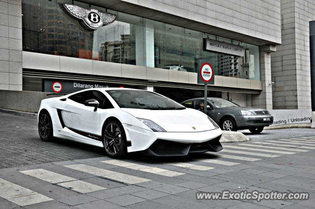 Lamborghini Gallardo spotted in Bukit Bintang KL, Malaysia